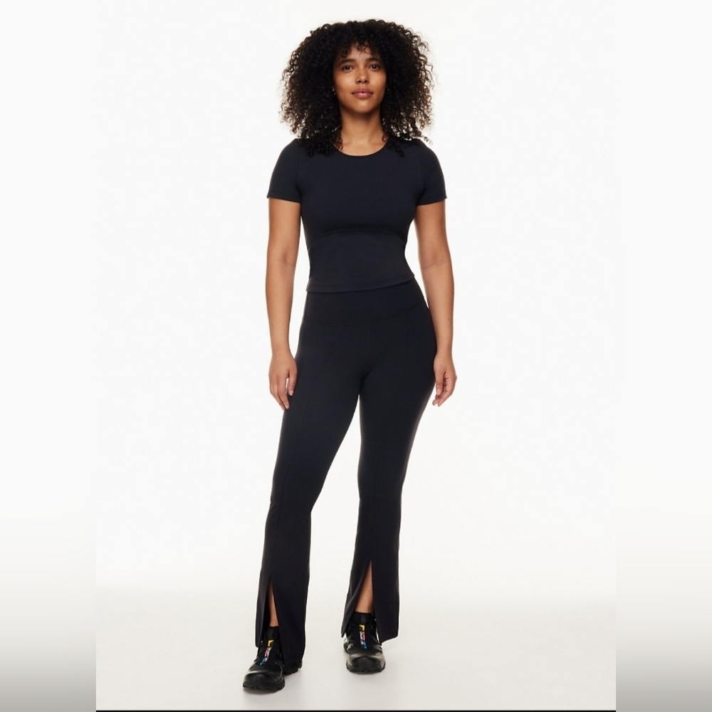 ARITZIA TNAction TNAButter Atmosphere Split Hi-Rise Legging